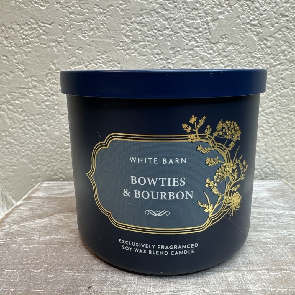 $26 🌙 Bath & Body Works White Barn BOWTIES & BOURBON Large 3 Wick Candle